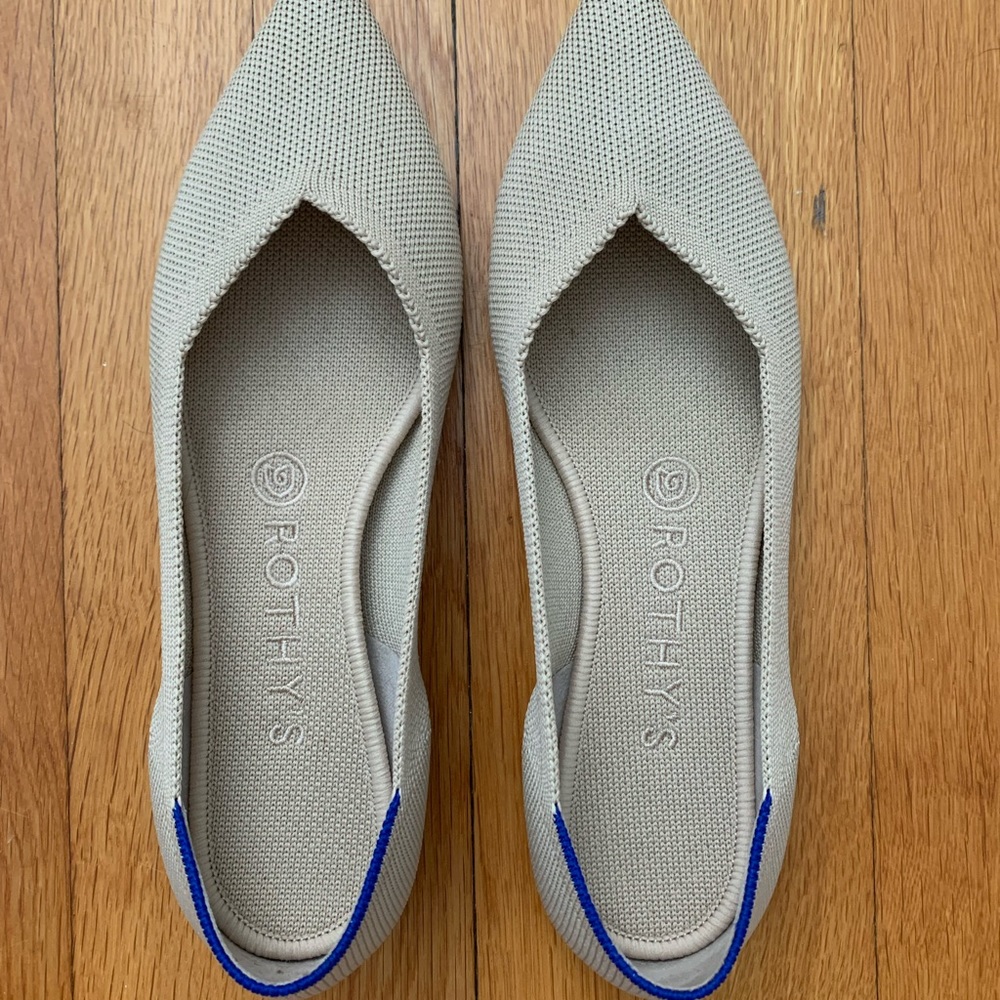 Rothys Ecru Points size 7.5 - VGUC